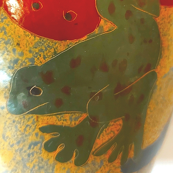 Artisan Ceramic Frog Vase - Picture 9 of 10